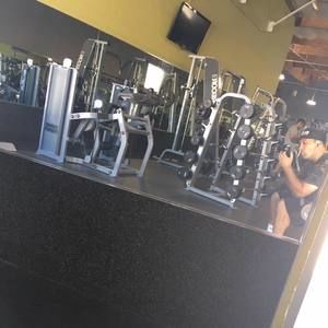 Meet your Posher, Fernando